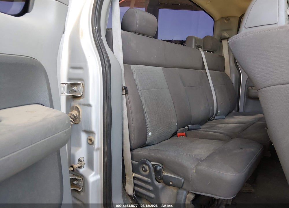 2005 FORD F-150 STX/XL/XLT VIN: 1FTRX12W05NB17436