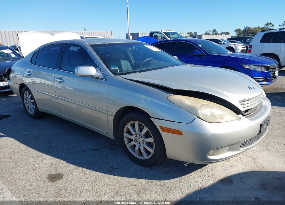 2004 LEXUS ES 330 VIN: JTHBA30G445051626