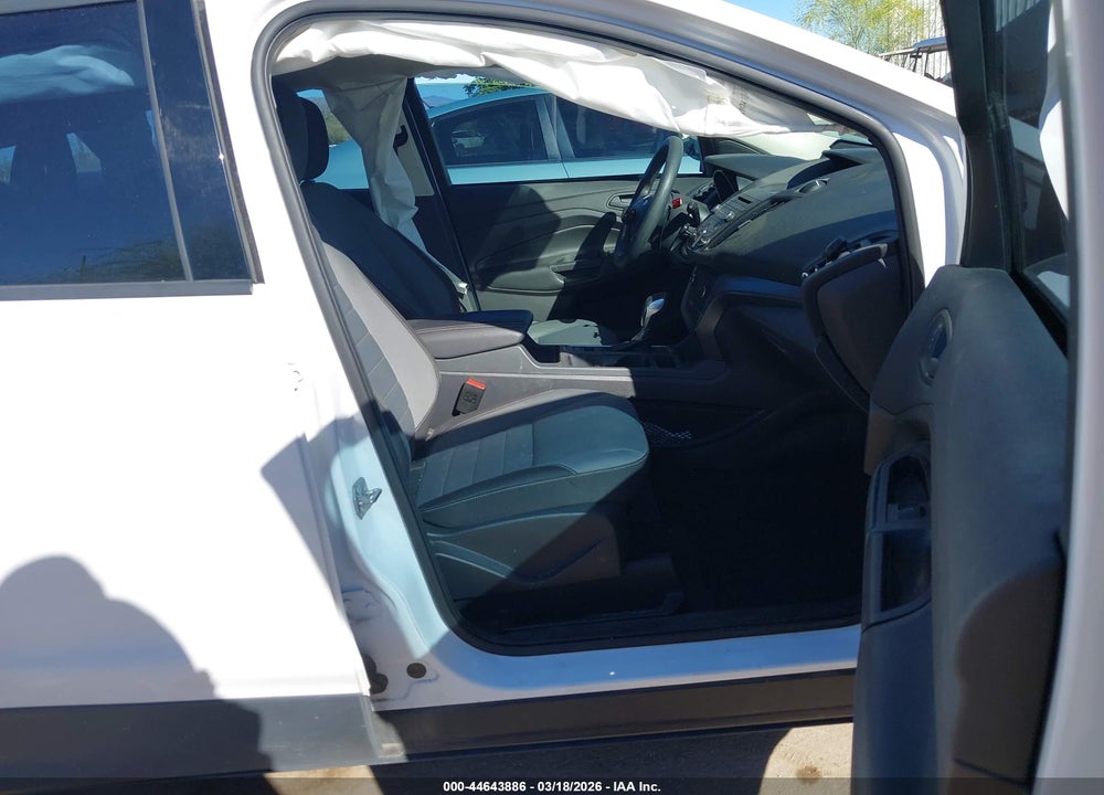 2018 FORD ESCAPE S VIN: 1FMCU0F79JUA86579