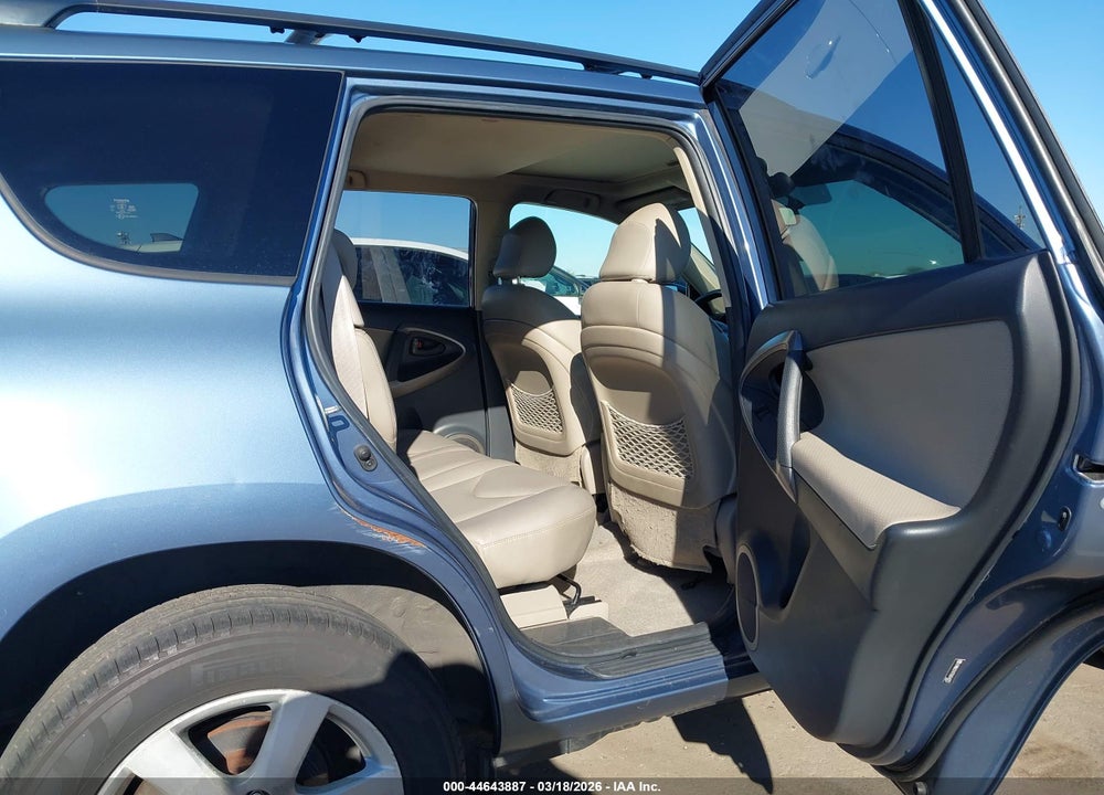 2007 TOYOTA RAV4 LIMITED V6 VIN: JTMBK31V776016072