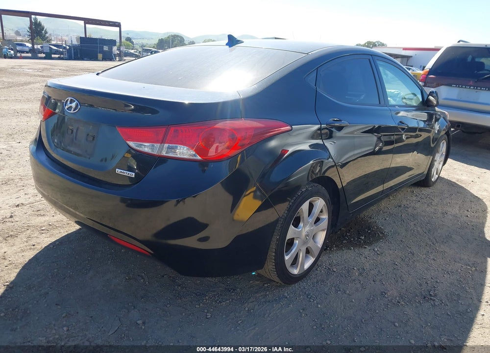 2012 HYUNDAI ELANTRA LIMITED (ULSAN PLANT) VIN: KMHDH4AE7CU242322