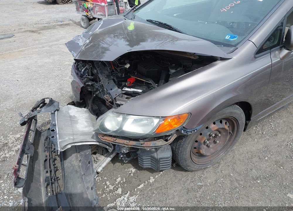 2011 HONDA CIVIC LX VIN: 19XFA1F51BE025094