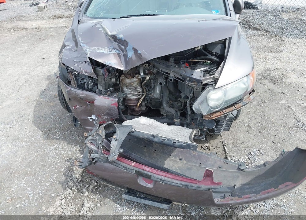 2011 HONDA CIVIC LX VIN: 19XFA1F51BE025094