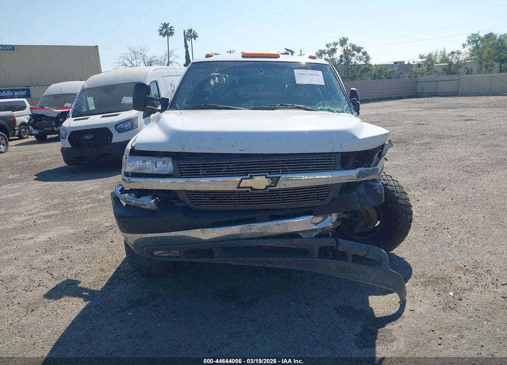 2002 CHEVROLET SILVERADO 3500 LS VIN: 1GCJK39GX2E114464