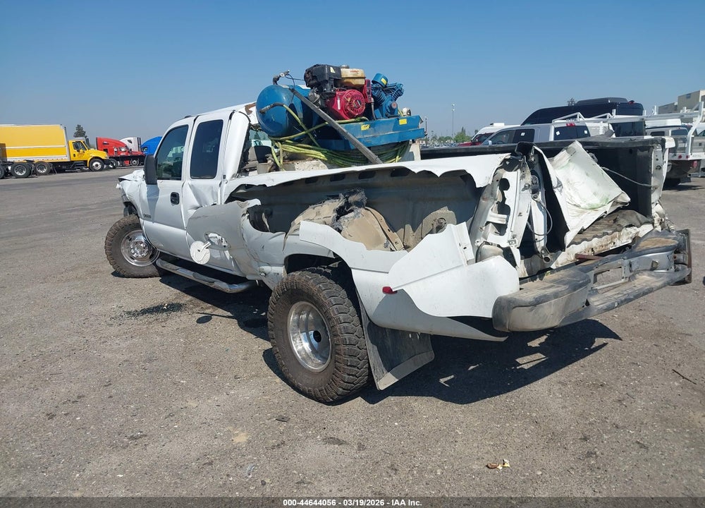 2002 CHEVROLET SILVERADO 3500 LS VIN: 1GCJK39GX2E114464