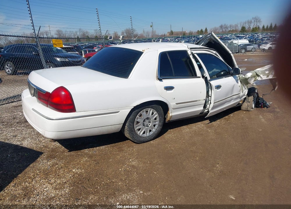 2004 MERCURY GRAND MARQUIS GS VIN: 2MEFM74W94X681819