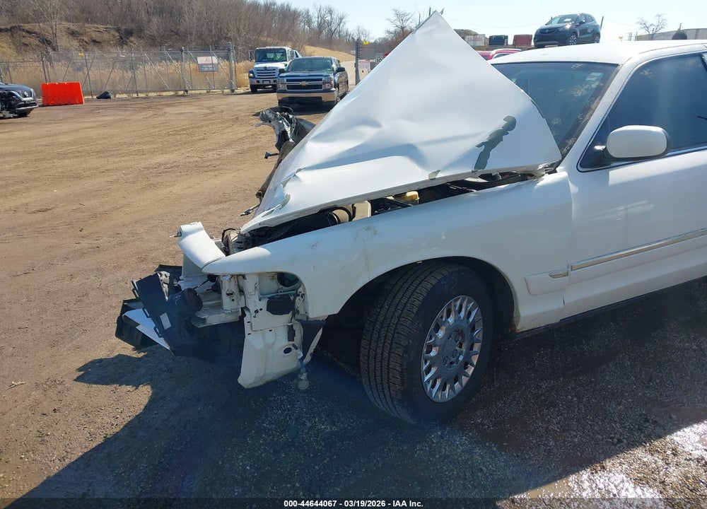 2004 MERCURY GRAND MARQUIS GS VIN: 2MEFM74W94X681819
