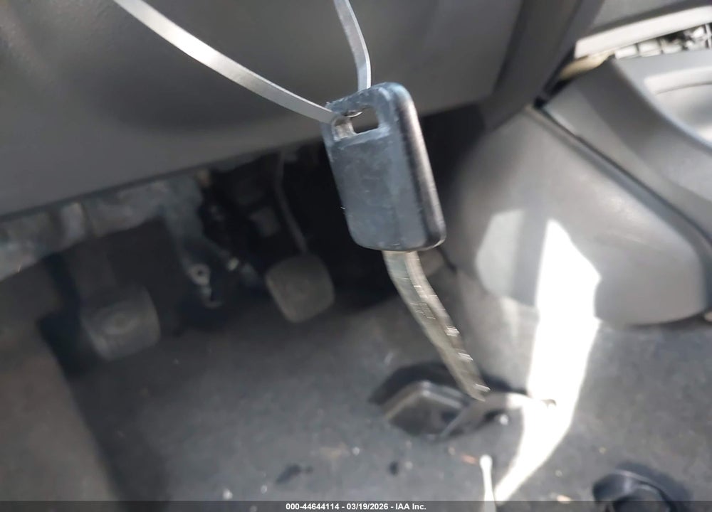 2009 NISSAN VERSA 1.8S VIN: 3N1BC13E29L430404