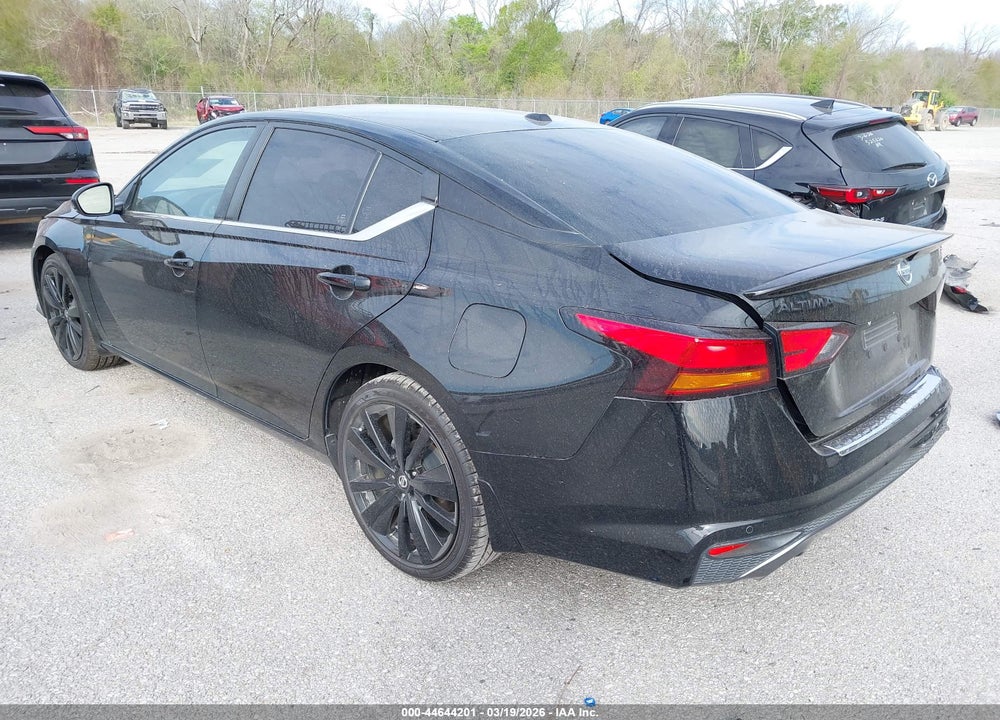 2022 NISSAN ALTIMA SR FWD VIN: 1N4BL4CV8NN325297