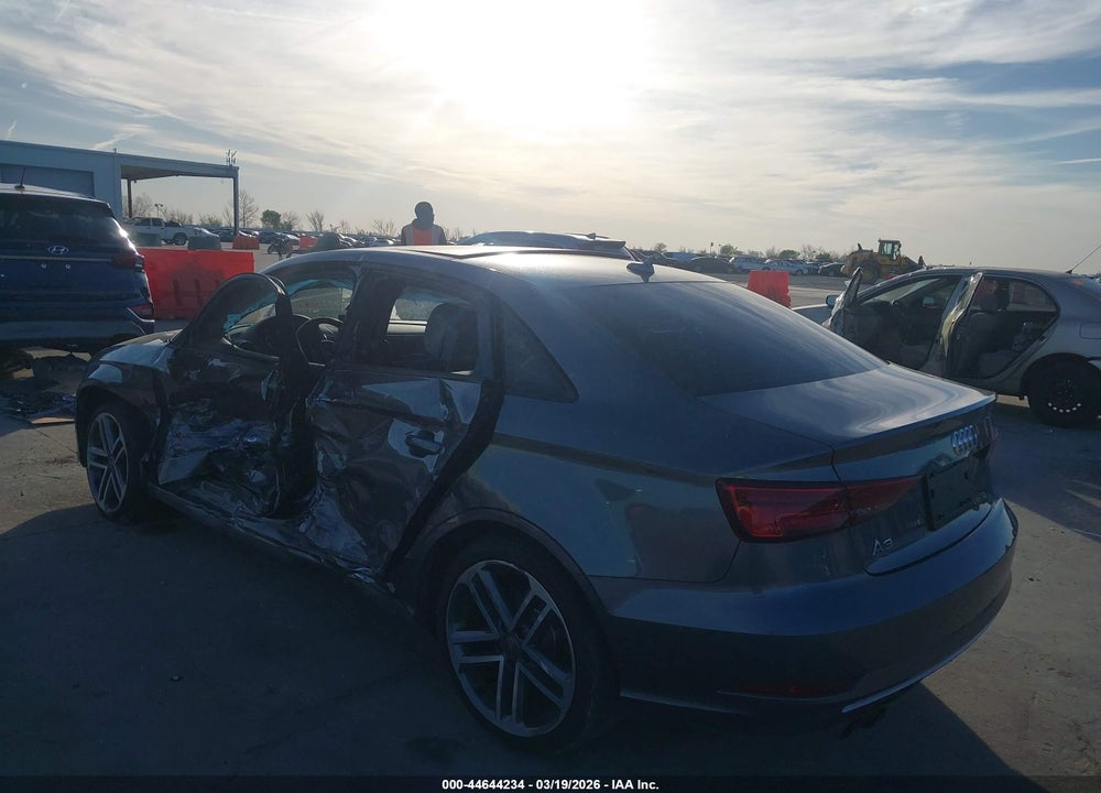 2017 AUDI A3 2.0T PREMIUM VIN: WAUAUGFFXH1041333