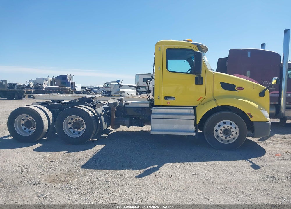 2019 PETERBILT 579 VIN: 1XPBDP9X1KD618492