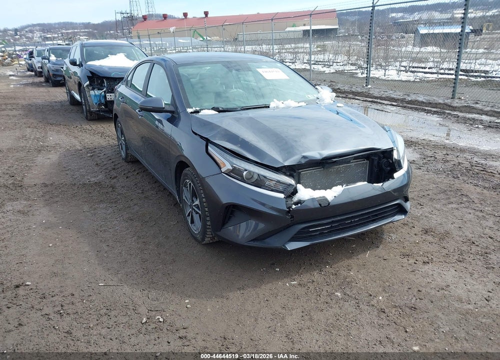 2022 KIA FORTE LXS VIN: 3KPF24AD4NE481060
