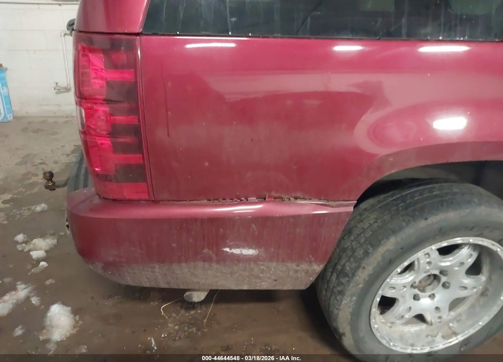 2009 CHEVROLET SUBURBAN 1500 LTZ VIN: 1GNFK363X9R202268