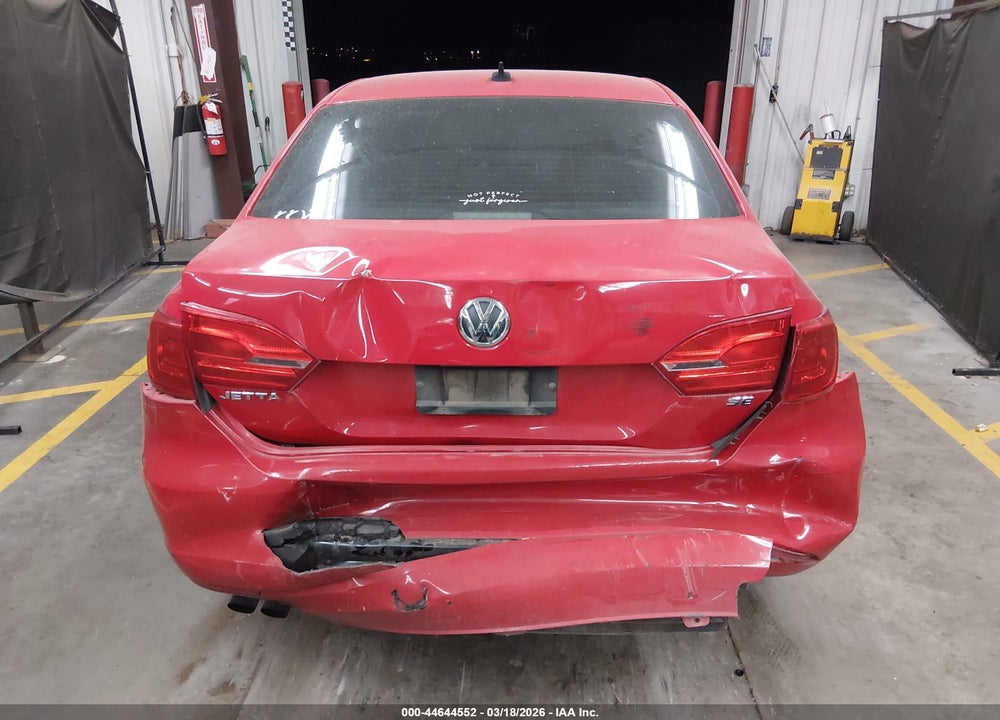 2014 VOLKSWAGEN JETTA 1.8T SE VIN: 3VWD17AJ1EM409690