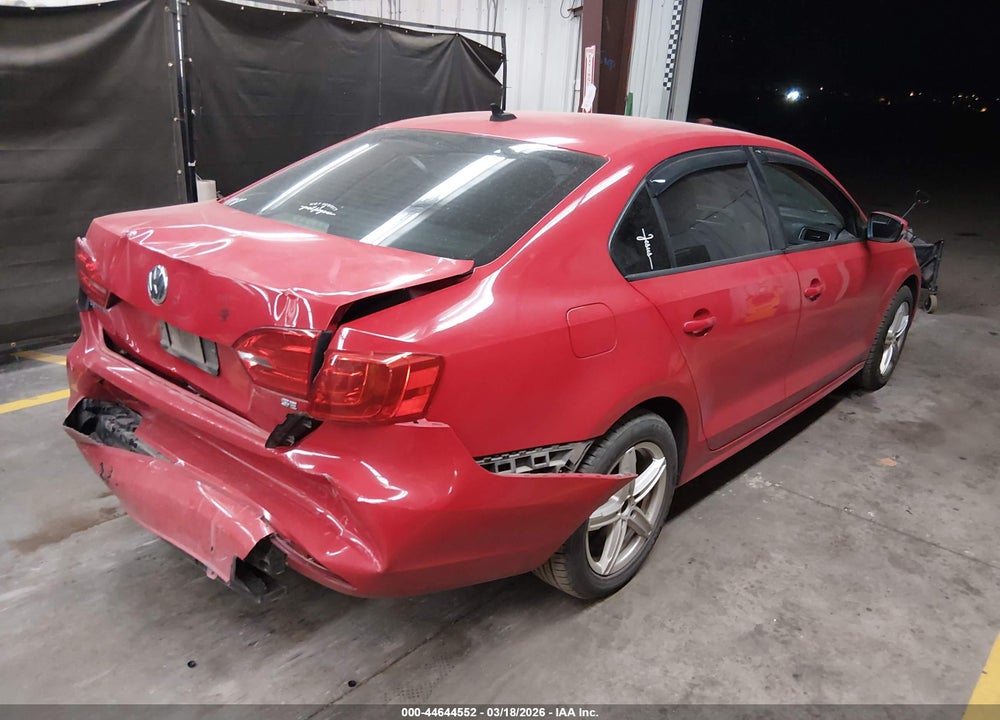 2014 VOLKSWAGEN JETTA 1.8T SE VIN: 3VWD17AJ1EM409690