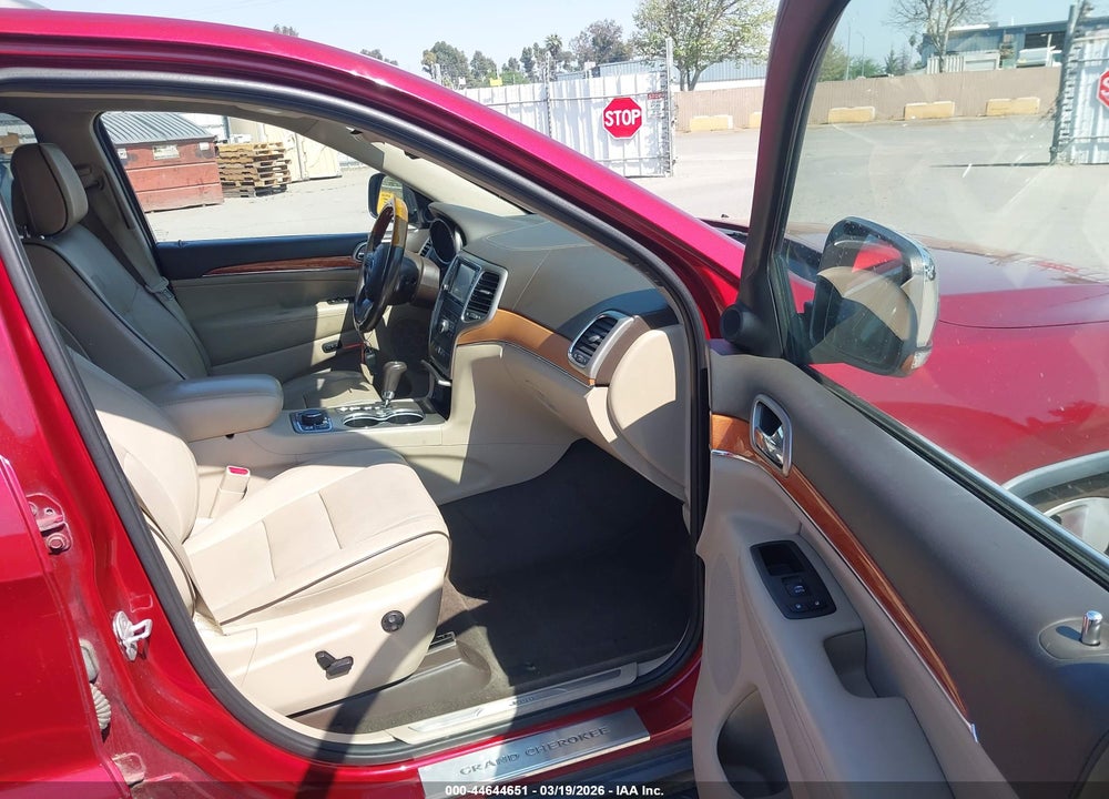 2013 JEEP GRAND CHEROKEE OVERLAND VIN: 1C4RJFCT7DC523307
