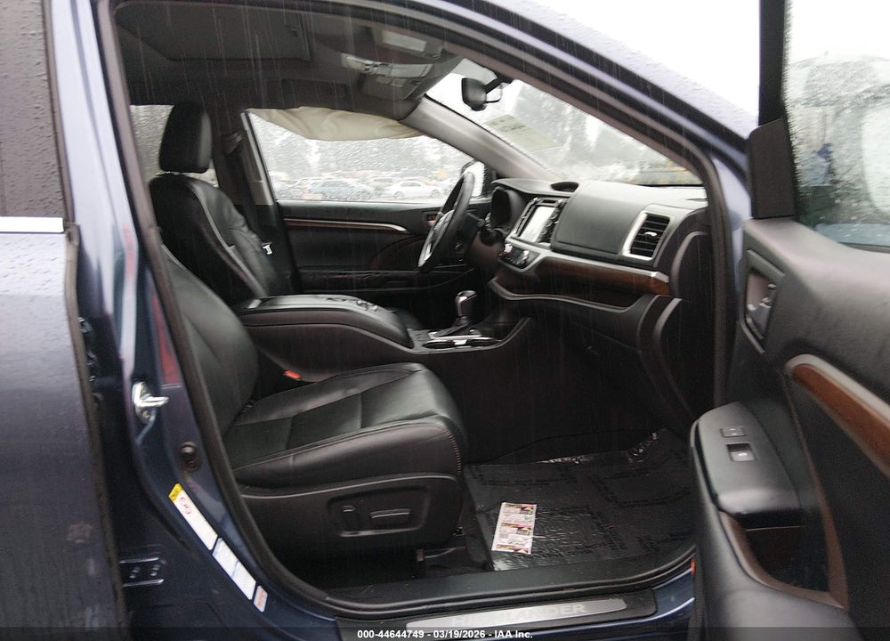 2016 TOYOTA HIGHLANDER LIMITED V6 VIN: 5TDDKRFH9GS335116