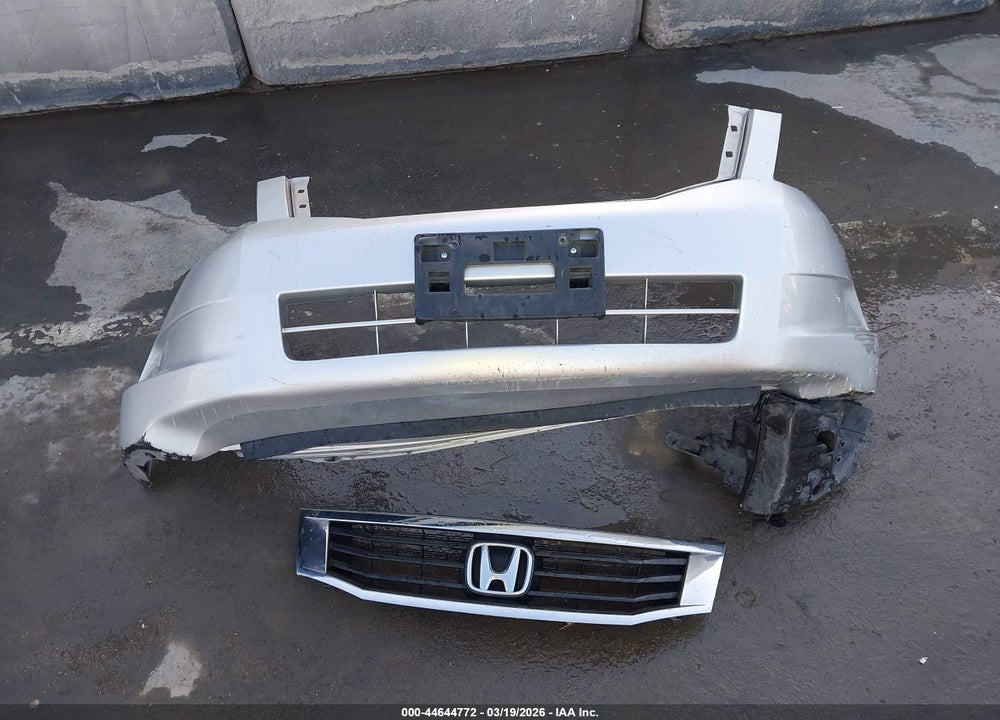 2009 HONDA ACCORD 2.4 LX VIN: 1HGCP26309A139849