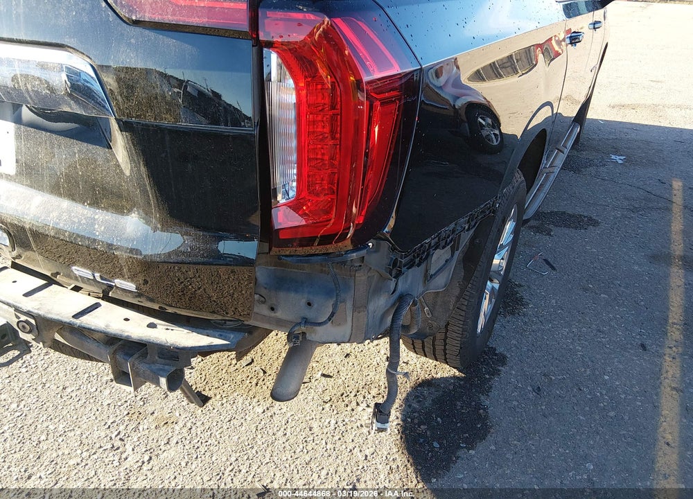 2022 GMC YUKON XL 4WD SLE VIN: 1GKS2FKD5NR284044