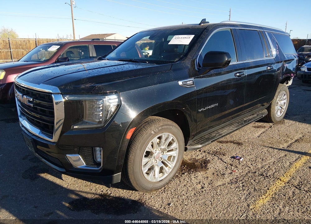 2022 GMC YUKON XL 4WD SLE VIN: 1GKS2FKD5NR284044