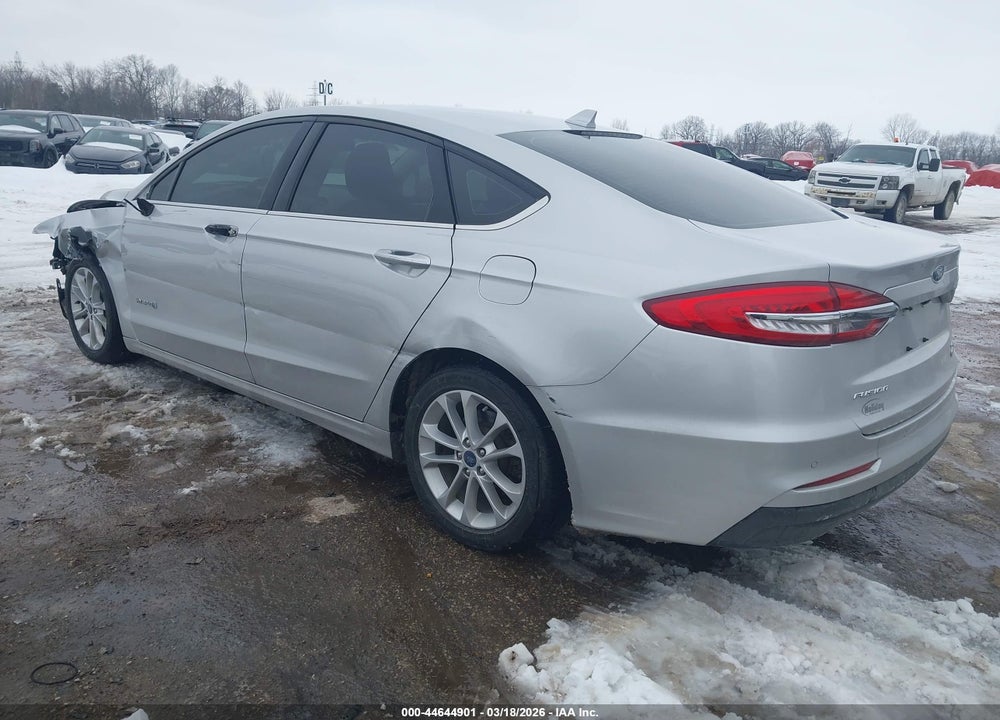 2019 FORD FUSION HYBRID SE VIN: 3FA6P0LUXKR263660