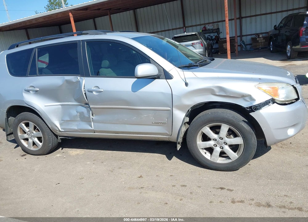 2008 TOYOTA RAV4 LIMITED VIN: JTMZD31VX85111676