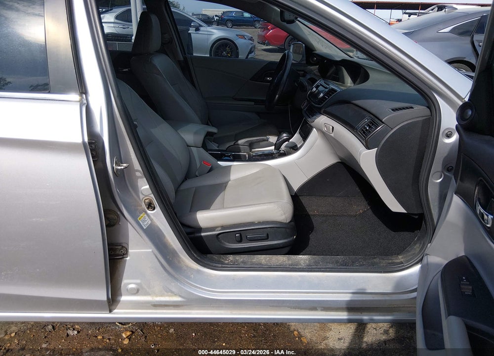 2015 HONDA ACCORD EX-L VIN: 1HGCR2F89FA120976
