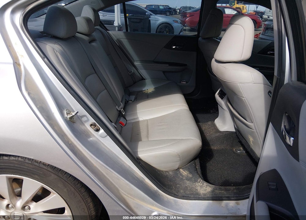 2015 HONDA ACCORD EX-L VIN: 1HGCR2F89FA120976