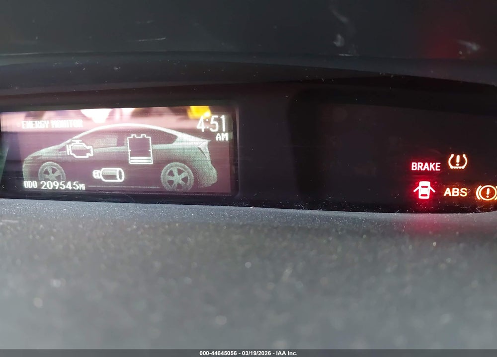 2015 TOYOTA PRIUS TWO VIN: JTDKN3DU3F0472825
