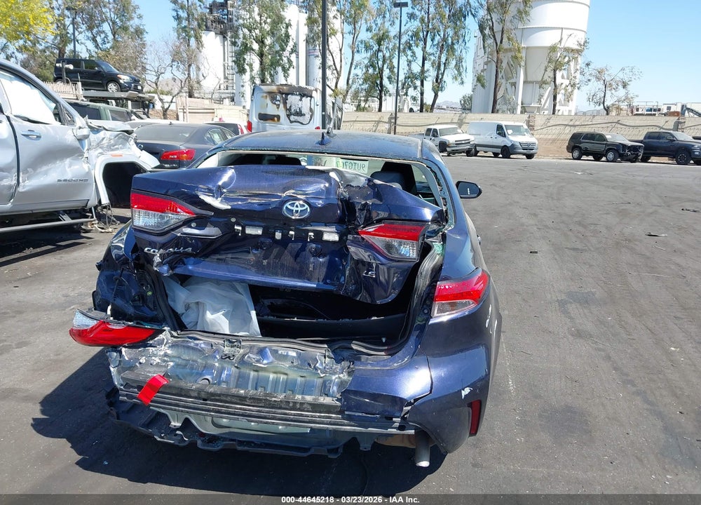 2022 TOYOTA COROLLA LE VIN: 5YFEPMAE9NP275978