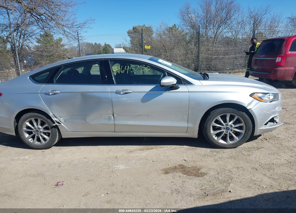 2017 FORD FUSION SE VIN: 3FA6P0H77HR253695