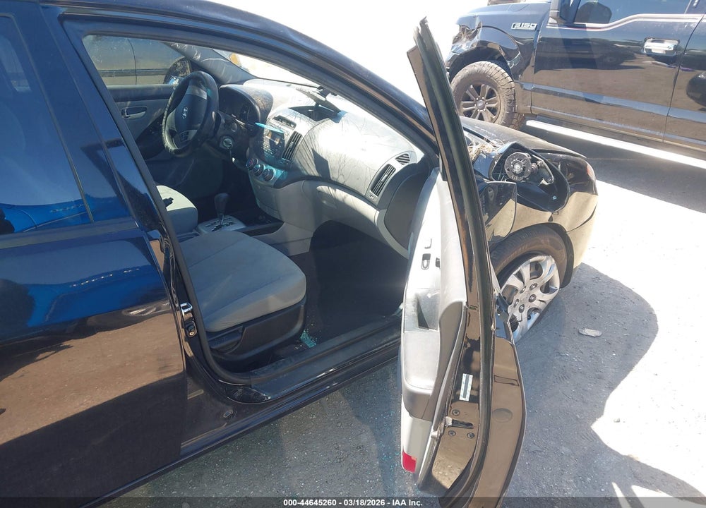 2010 HYUNDAI ELANTRA GLS VIN: KMHDU4AD6AU099248