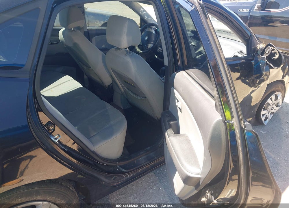 2010 HYUNDAI ELANTRA GLS VIN: KMHDU4AD6AU099248