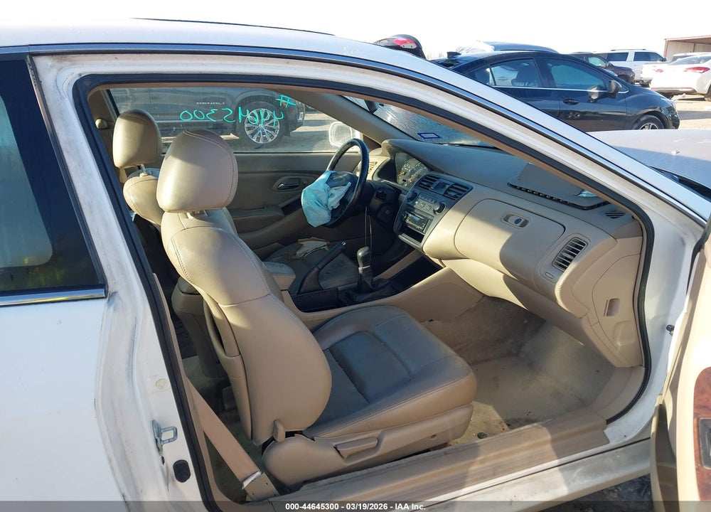 1998 HONDA ACCORD EX VIN: 1HGCG3159WA010647
