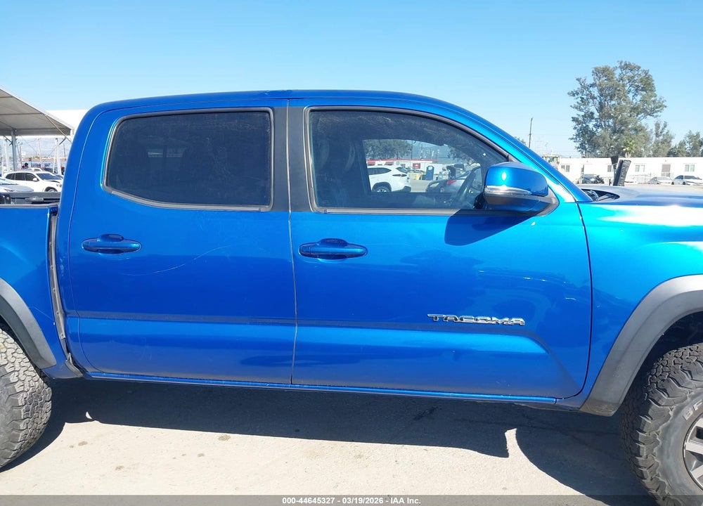 2017 TOYOTA TACOMA TRD OFF ROAD VIN: 3TMCZ5ANXHM053811