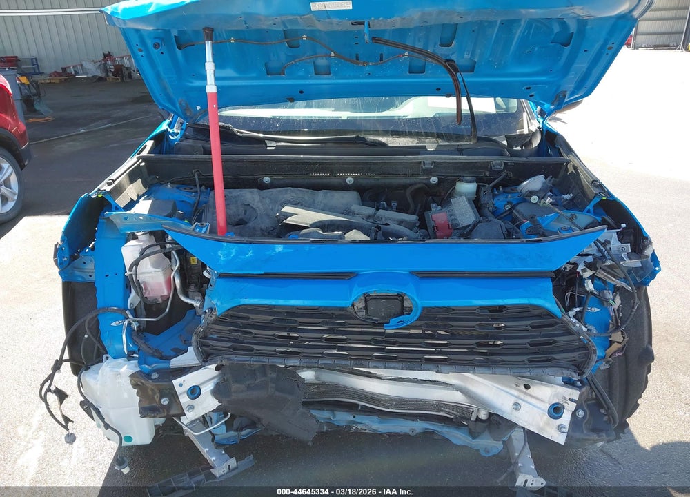 2019 TOYOTA RAV4 XLE PREMIUM VIN: JTMA1RFV4KD522778