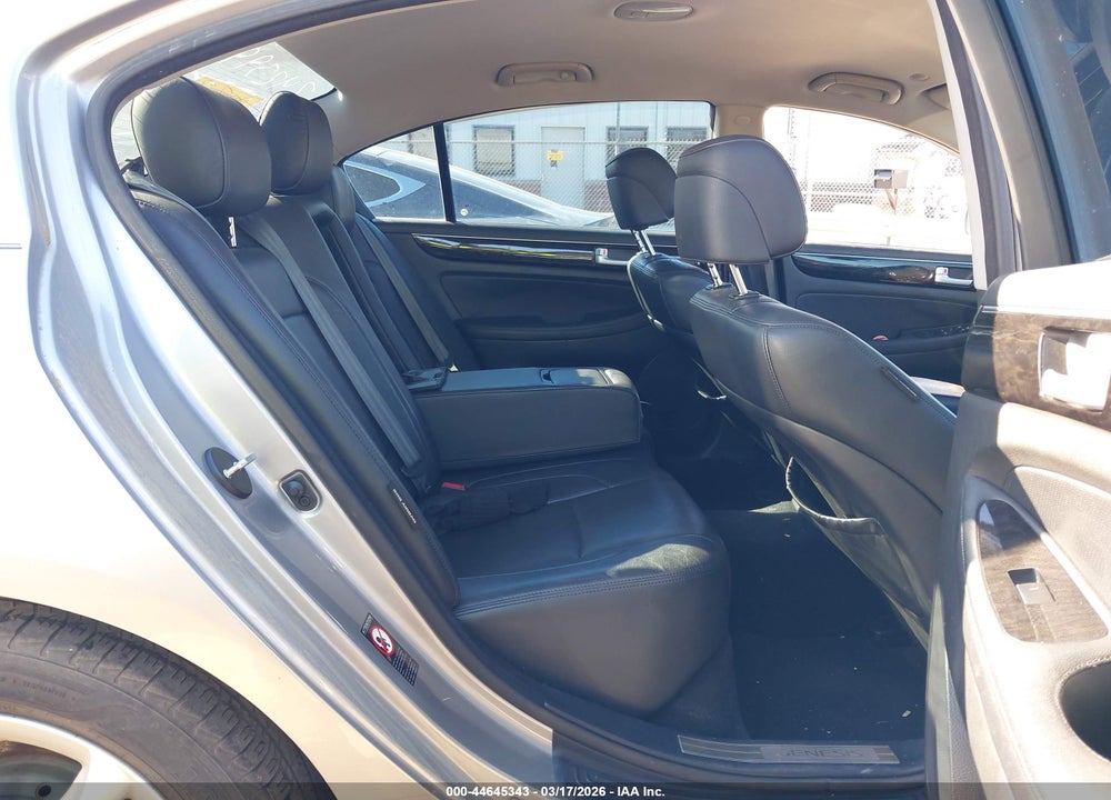 2013 HYUNDAI GENESIS 3.8 VIN: KMHGC4DD9DU242399