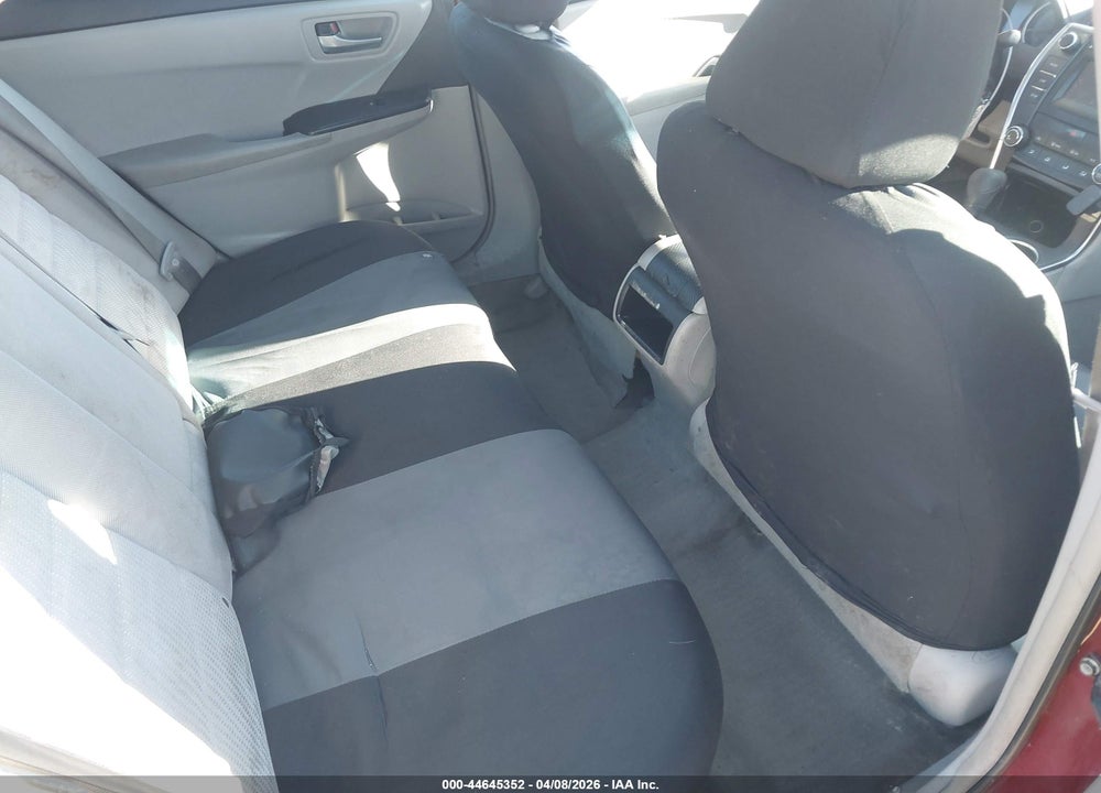 2017 TOYOTA CAMRY LE VIN: 4T1BF1FK7HU733197