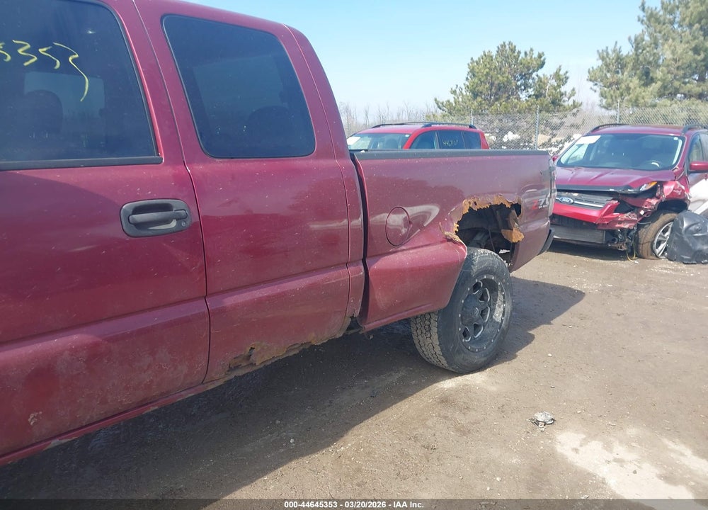 2004 CHEVROLET SILVERADO 1500 Z71 VIN: 1GCEK19T54E398222