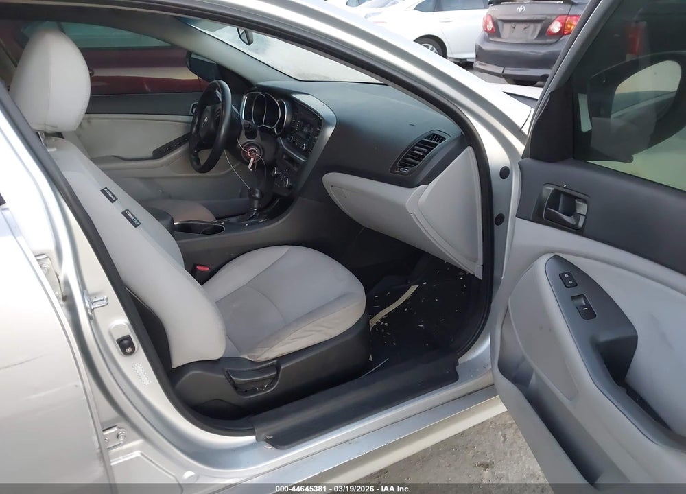 2014 KIA OPTIMA LX VIN: KNAGM4A7XE5459145