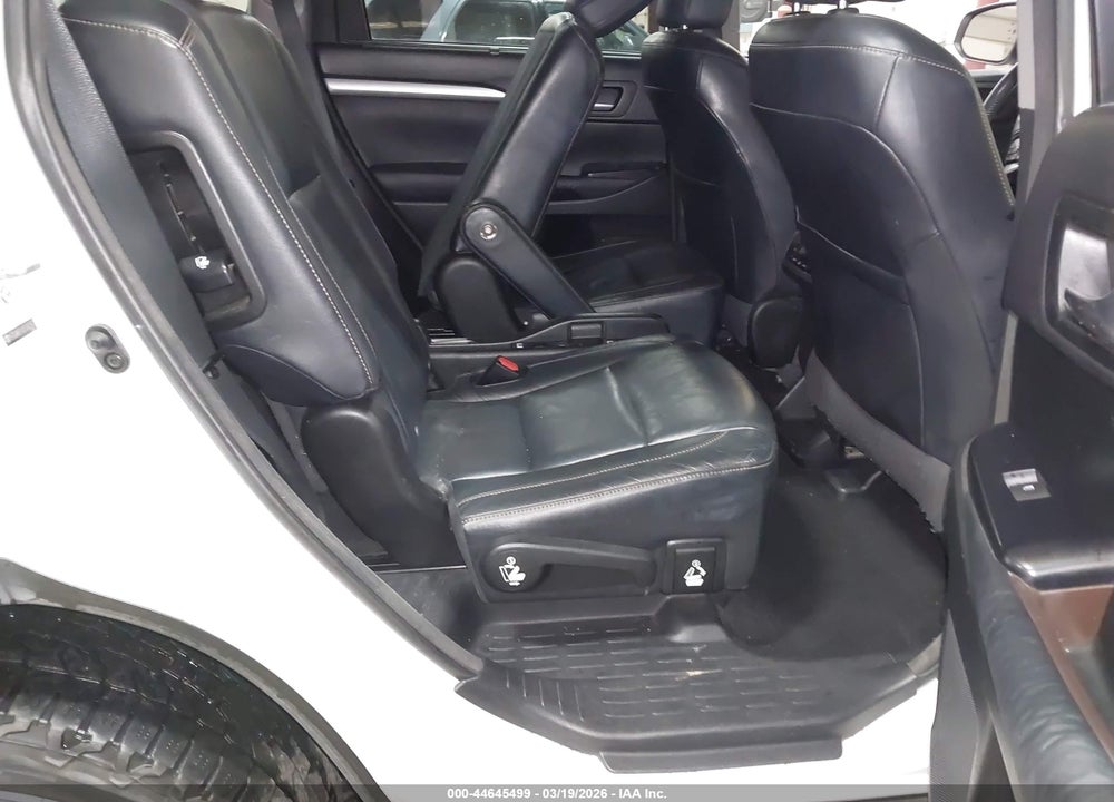 2014 TOYOTA HIGHLANDER XLE V6 VIN: 5TDJKRFH0ES062552