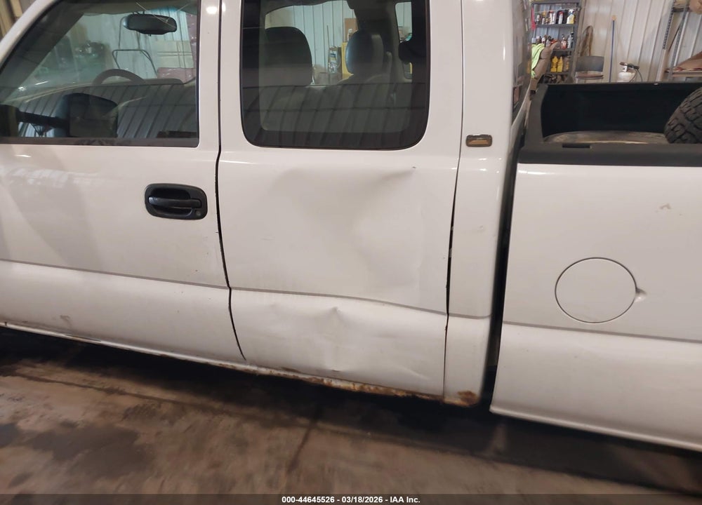 2003 CHEVROLET SILVERADO 1500 VIN: 1GCEC19VX3E262374