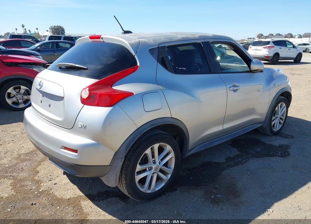 2011 NISSAN JUKE SV VIN: JN8AF5MR9BT001582