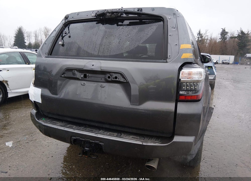 2016 TOYOTA 4RUNNER SR VIN: JTEBU5JR8G5353795