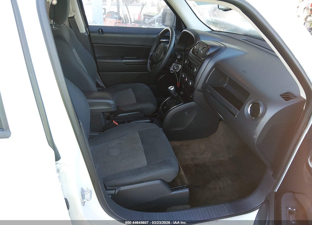 2016 JEEP PATRIOT SPORT VIN: 1C4NJPBA6GD575255