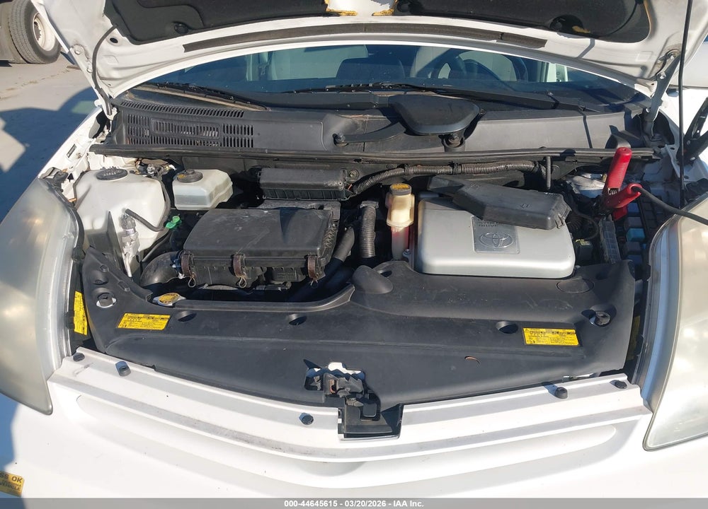 2005 TOYOTA PRIUS VIN: JTDKB20U053051330