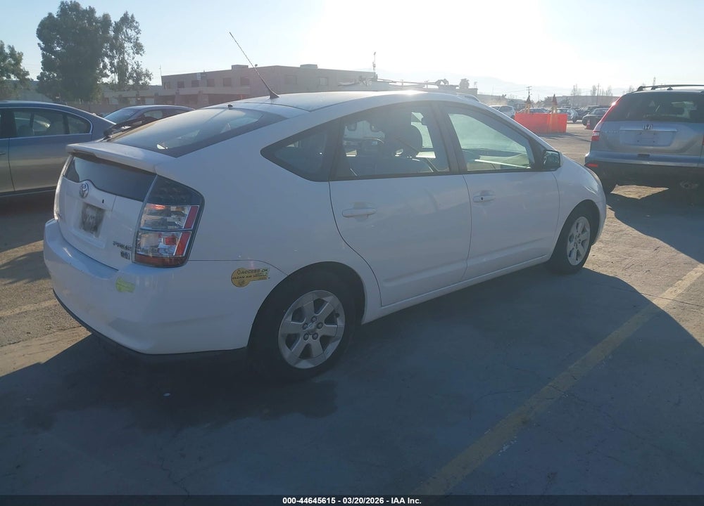 2005 TOYOTA PRIUS VIN: JTDKB20U053051330