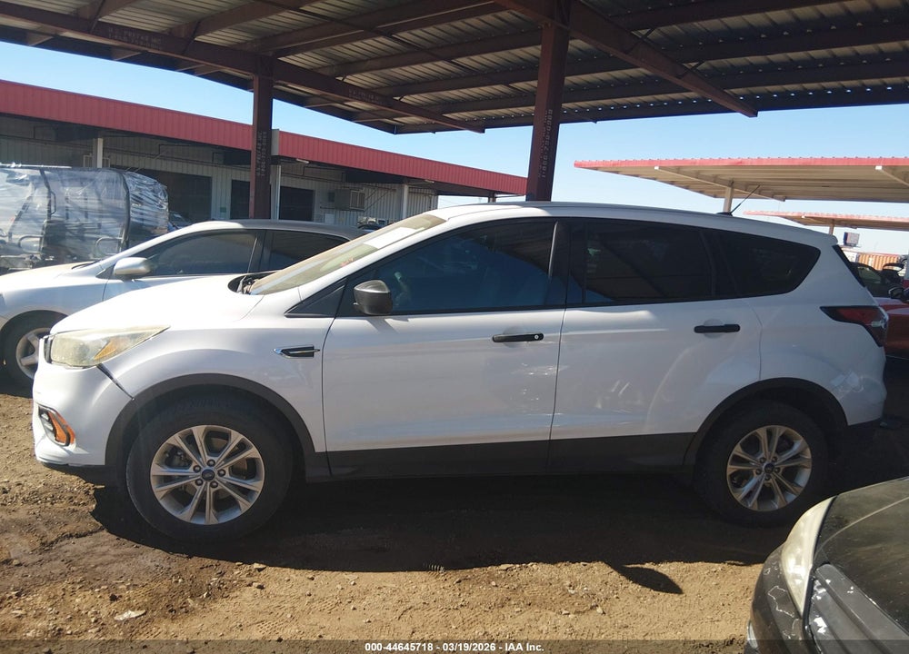 2018 FORD ESCAPE S VIN: 1FMCU0F72JUA24540