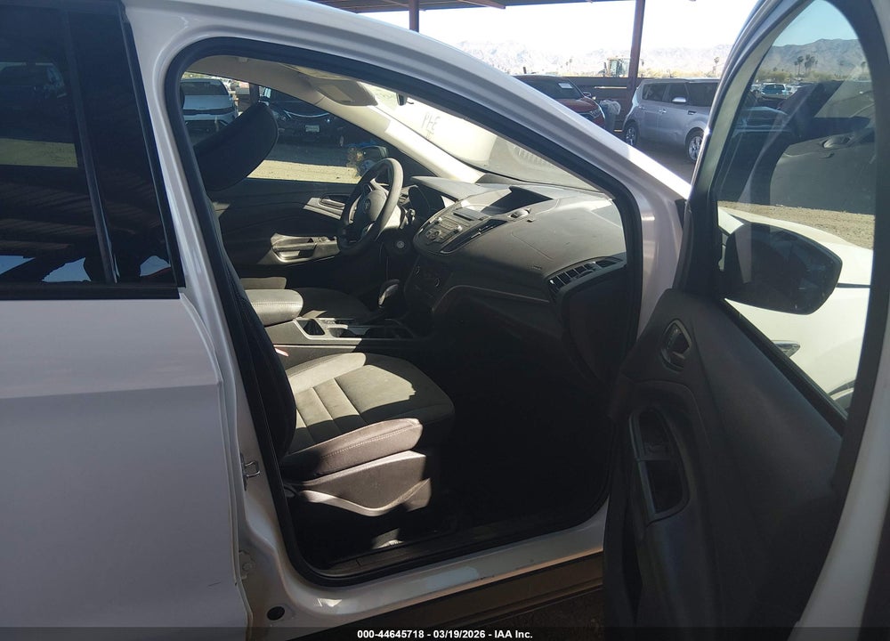 2018 FORD ESCAPE S VIN: 1FMCU0F72JUA24540