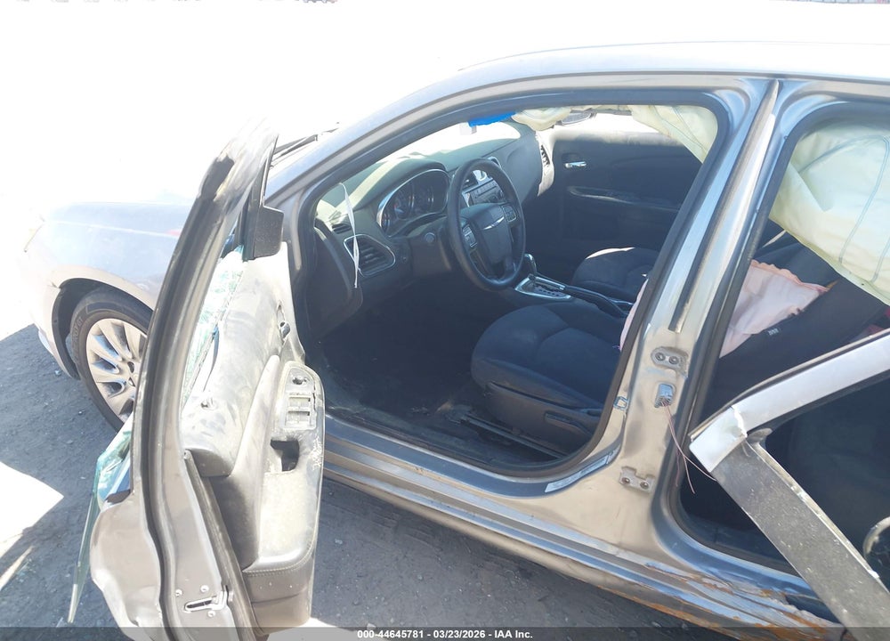 2014 CHRYSLER 200 LX VIN: 1C3CCBAB9EN142278